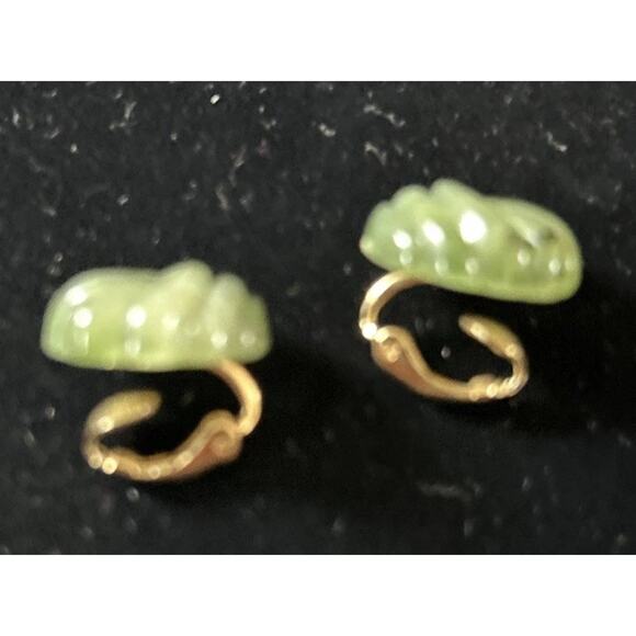 Avon Marbled Green Vintage Clip On Earrings Small Textured Knot - Picture 3 of 6